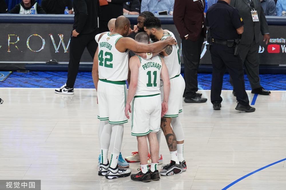 郑钦文与萨 郑钦文与萨