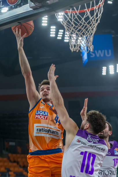 后的因素 后的因素